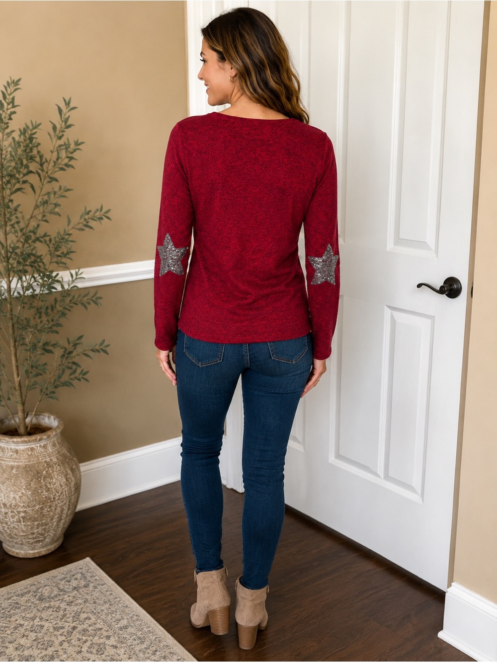 ZADIG &‎ VOLTAIRE WOOL SWEATER WITH SEQUIN EMBELLISHMENT SIZE
SMALL - Picture 2 of 11